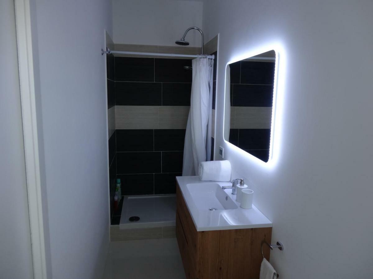 La Casa Di Gioconda Hotell Olbia Exteriör bild