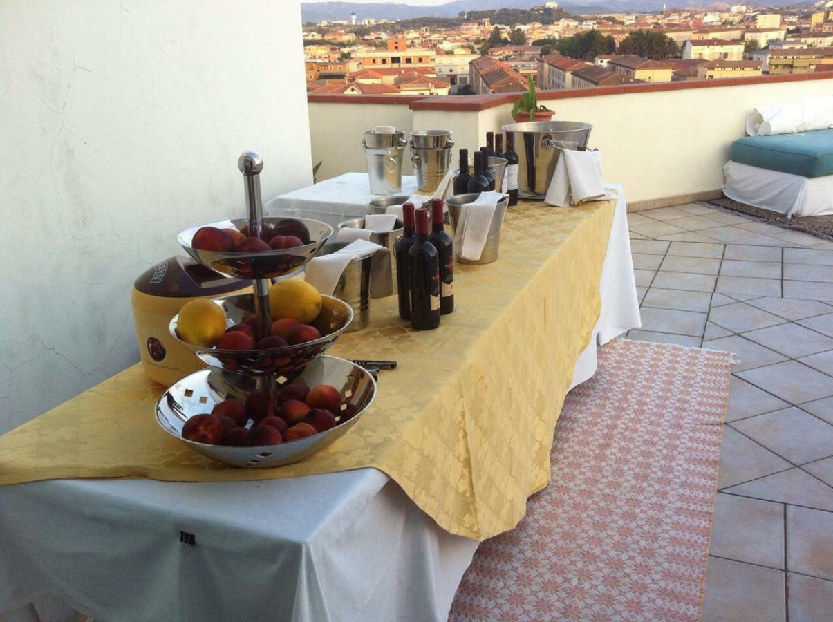 La Casa Di Gioconda Hotell Olbia Exteriör bild