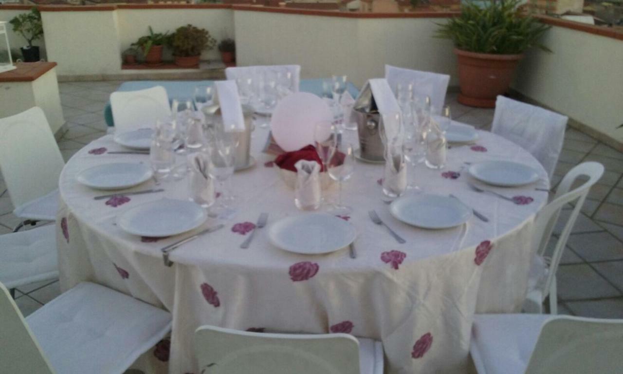 La Casa Di Gioconda Hotell Olbia Exteriör bild